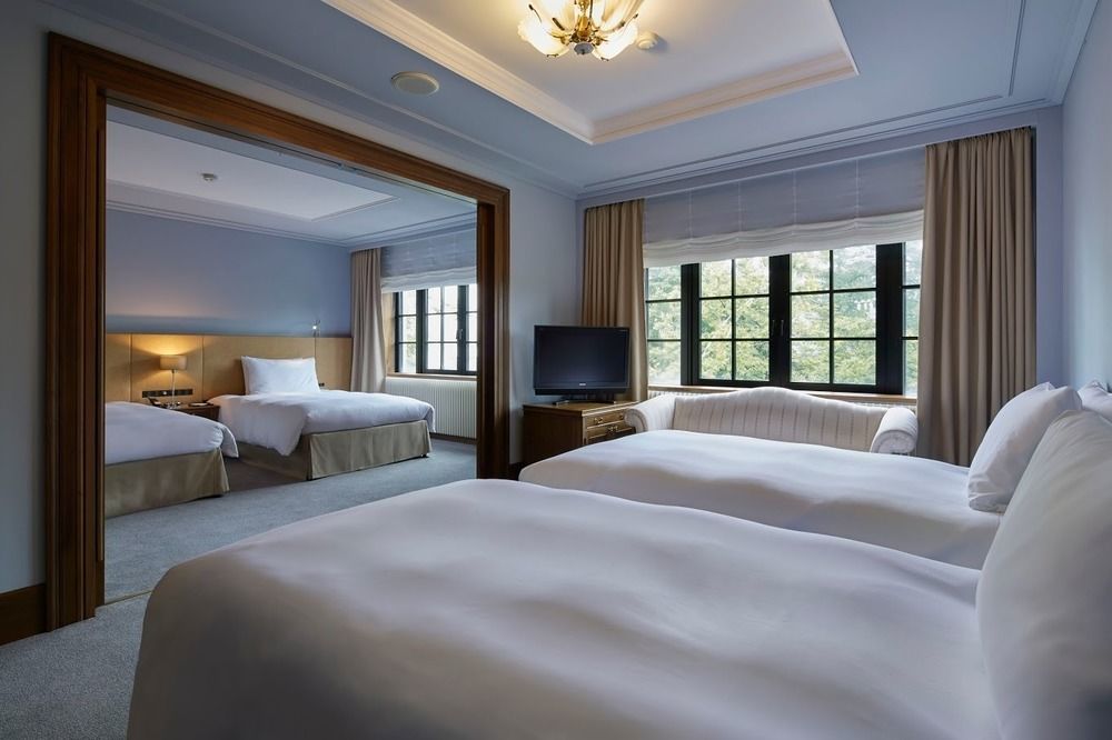 Kyukaruizawa Kikyo, Curio Collection By Hilton Hotel Exterior photo